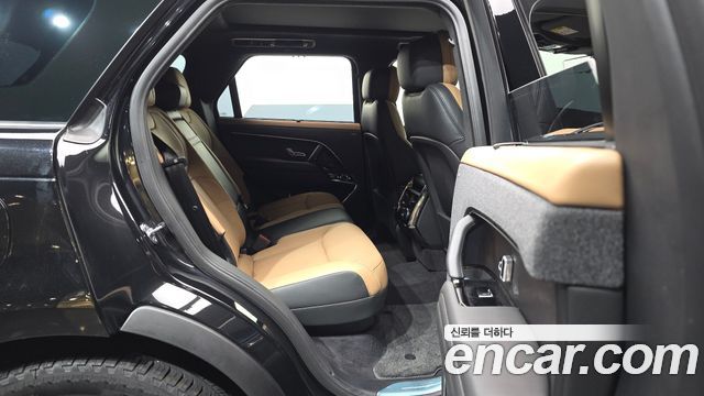 Land Rover Range Rover Sport 2025 — photo 18