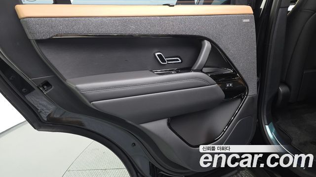 Land Rover Range Rover Sport 2025 — photo 15