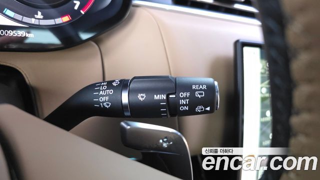 Land Rover Range Rover Sport 2025 — photo 35