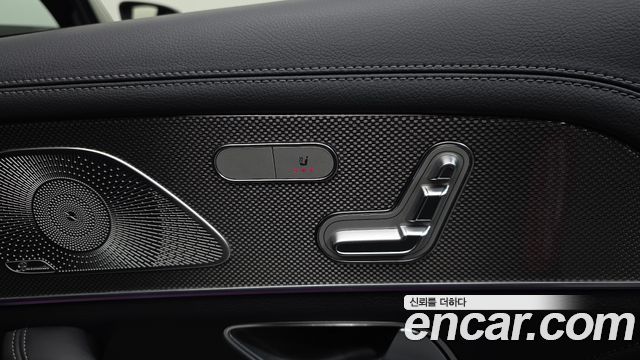 Mercedes-Benz GLE-Class 2023 — photo 24
