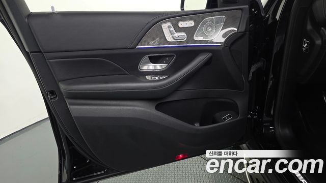 Mercedes-Benz GLE-Class 2023 — photo 14