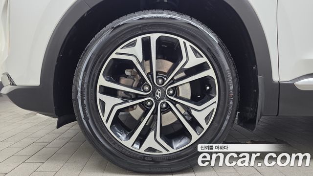 Hyundai Santafe 2019 — photo 5