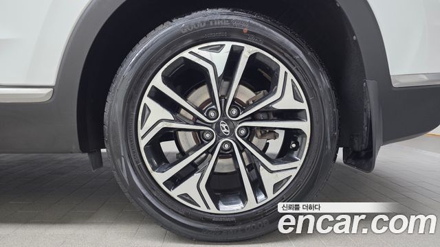 Hyundai Santafe 2019 — photo 7