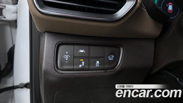 Hyundai Santafe 2019 — photo 28