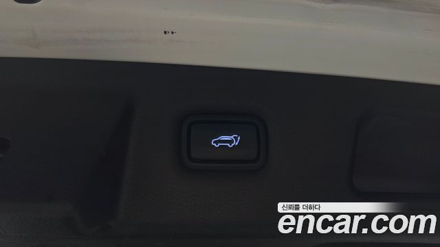 Hyundai Santafe 2019 — photo 35