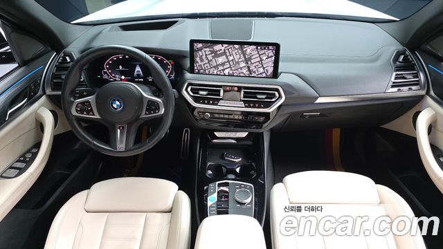 BMW iX3 2023 — photo 10