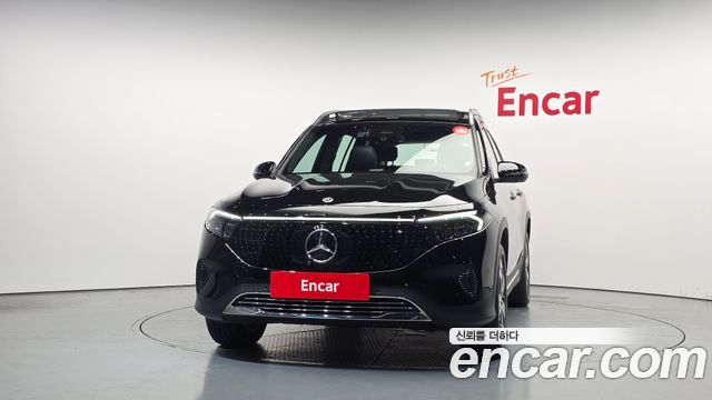 Mercedes-Benz EQB 2026 — photo 3
