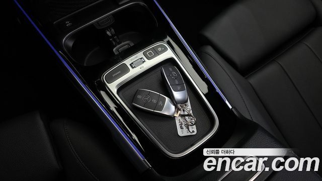 Mercedes-Benz EQB 2026 — photo 24