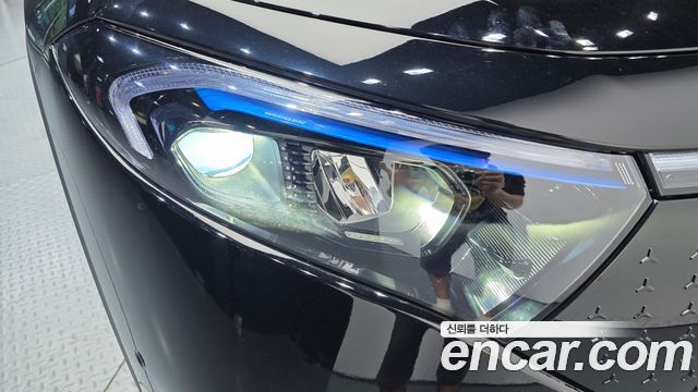 Mercedes-Benz EQB 2026 — photo 8