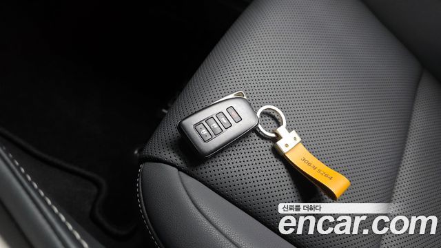 Lexus NX 2021 — photo 22