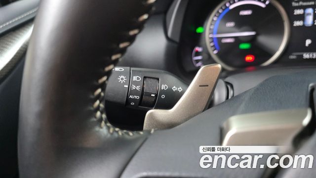 Lexus NX 2021 — photo 30