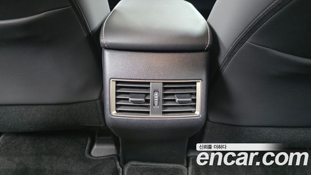 Lexus NX 2021 — photo 32