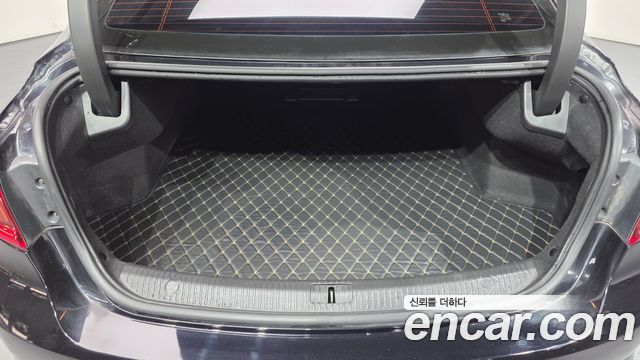 Renault Korea SM6 2017 — photo 24