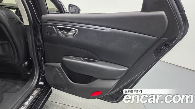 Renault Korea SM6 2017 — photo 15