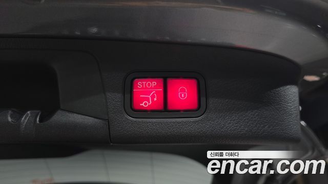 Mercedes-Benz EQA 2021 — photo 30
