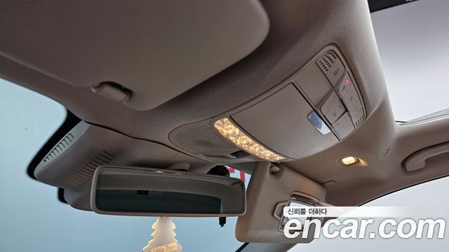 Mercedes-Benz E-Class 2020 — photo 25