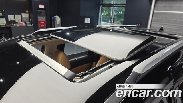 Kia Canival 2023 — photo 19