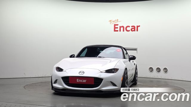 Mazda MX-5 Miata 2019 — photo 3