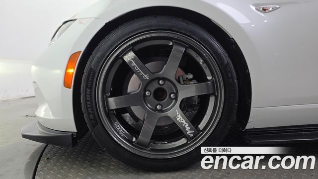 Mazda MX-5 Miata 2019 — photo 5