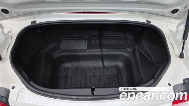 Mazda MX-5 Miata 2019 — photo 19