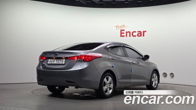 Hyundai AVANTE 2014 — photo 2