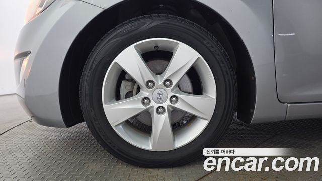Hyundai AVANTE 2014 — photo 5