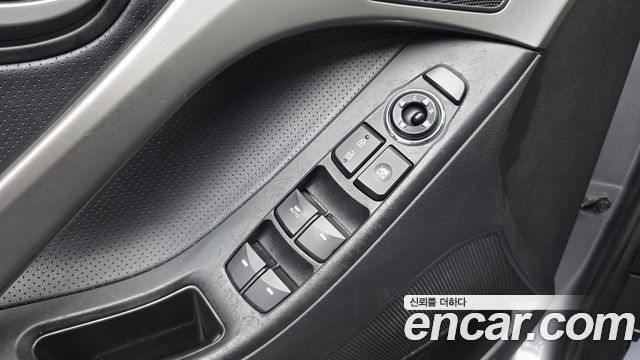 Hyundai AVANTE 2014 — photo 27