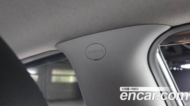 Hyundai AVANTE 2014 — photo 29