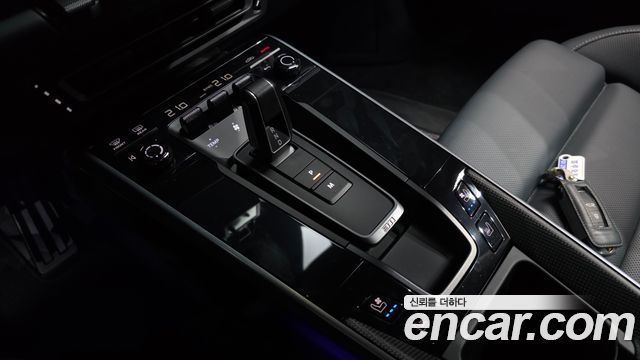 Porsche 911 2022 — photo 12