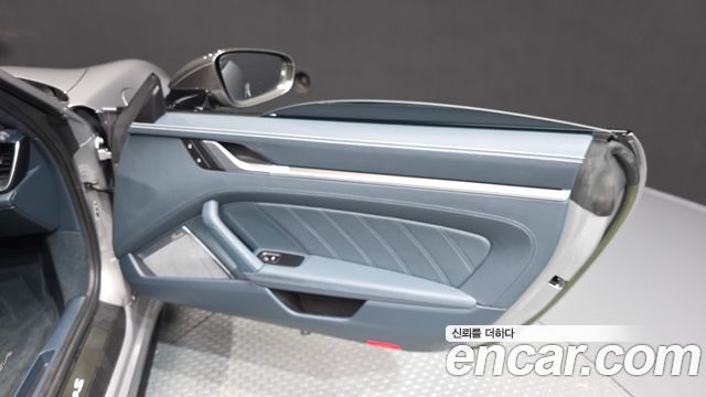 Porsche 911 2022 — photo 15