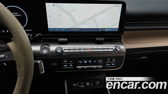 Hyundai Kona 2023 — photo 19