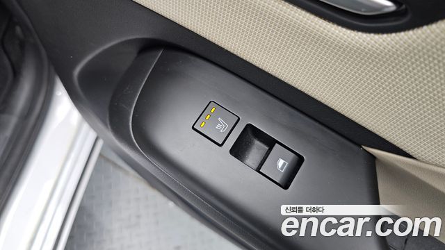 Hyundai Kona 2023 — photo 24