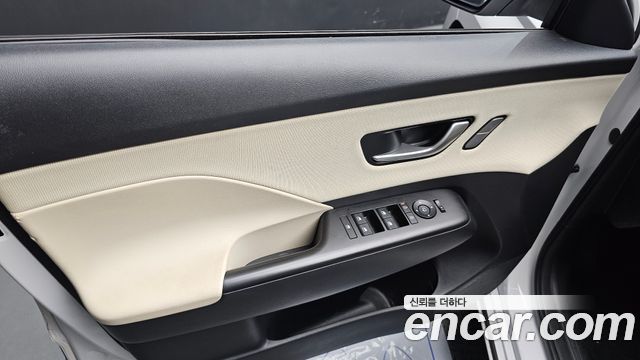 Hyundai Kona 2023 — photo 14