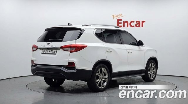KG Mobility Rexton 2018 — photo 2