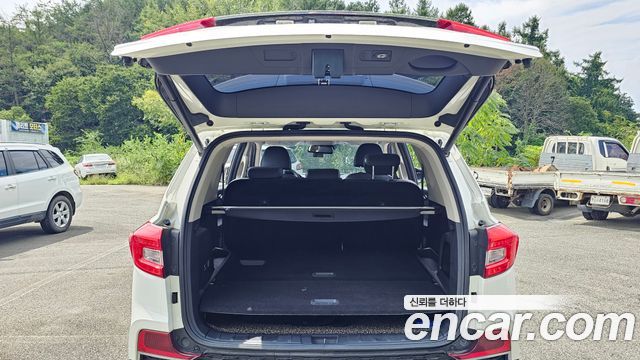 KG Mobility Rexton 2018 — photo 16