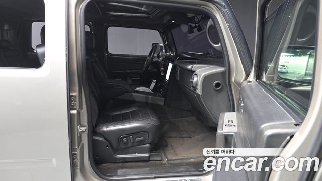 Hummer H2 2005 — photo 11