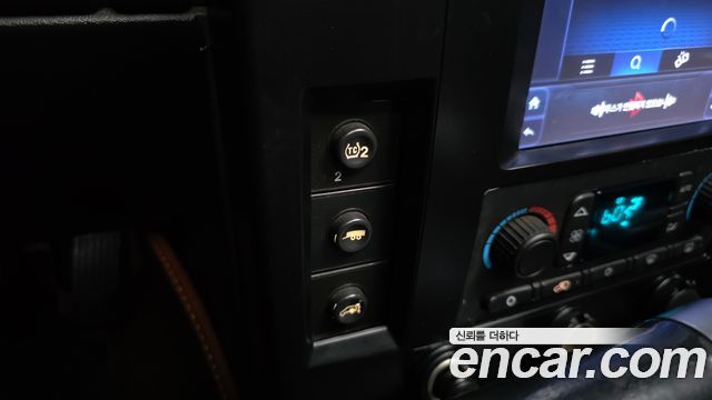 Hummer H2 2005 — photo 17