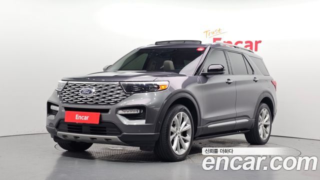 Ford Explorer 2022 — photo 1
