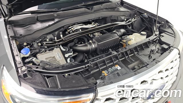 Ford Explorer 2022 — photo 6