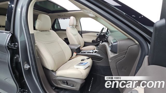 Ford Explorer 2022 — photo 16