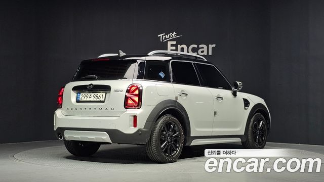 Mini Countryman 2021 — photo 2