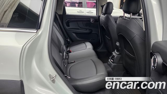 Mini Countryman 2021 — photo 18