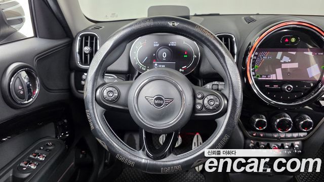 Mini Countryman 2021 — photo 19