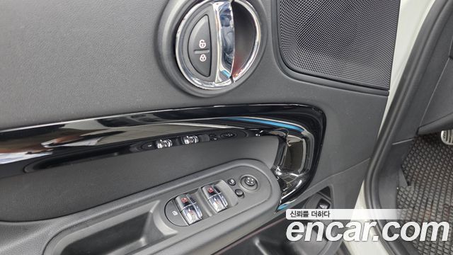 Mini Countryman 2021 — photo 29