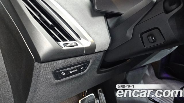BMW iX 2026 — photo 36