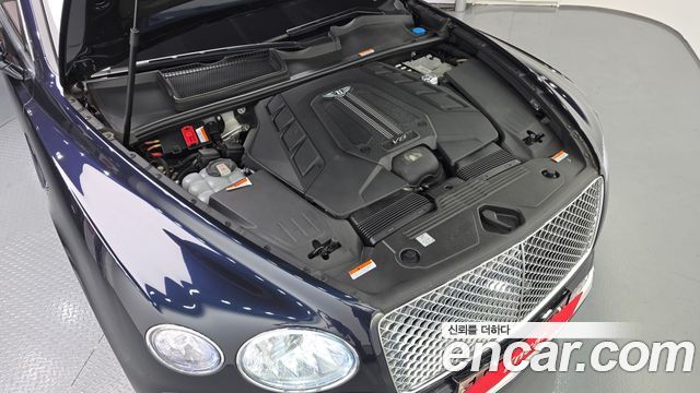 Bentley Bentayga 2022 — photo 6