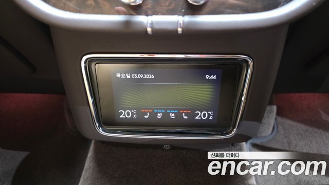 Bentley Bentayga 2022 — photo 18