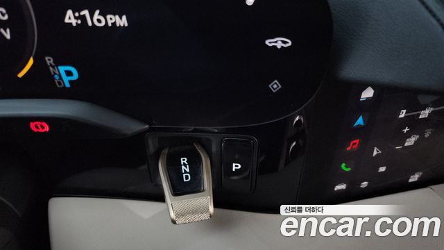 Porsche Taycan 2022 — photo 12