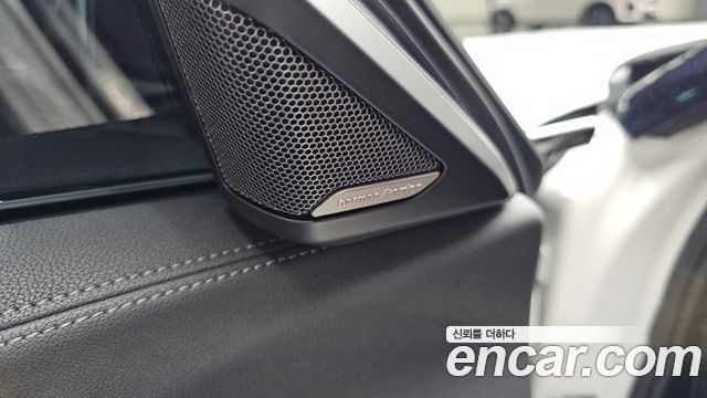 BMW Z4 2024 — photo 31