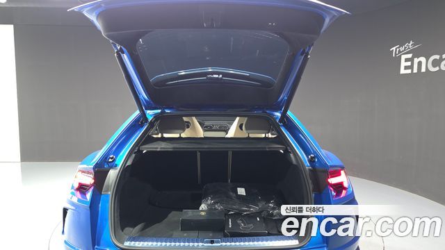 Lamborghini Urus 2021 — photo 24